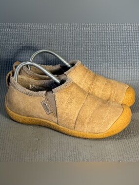 Keen Women's Tan Suede Slip-On Flats